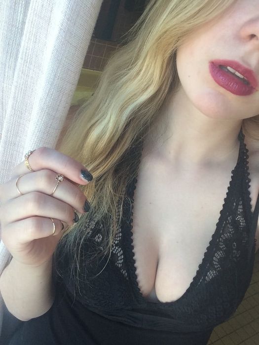 Девушка на вечер: Как выбрать идеальную спутницу и оценить качество эскорт-услуг